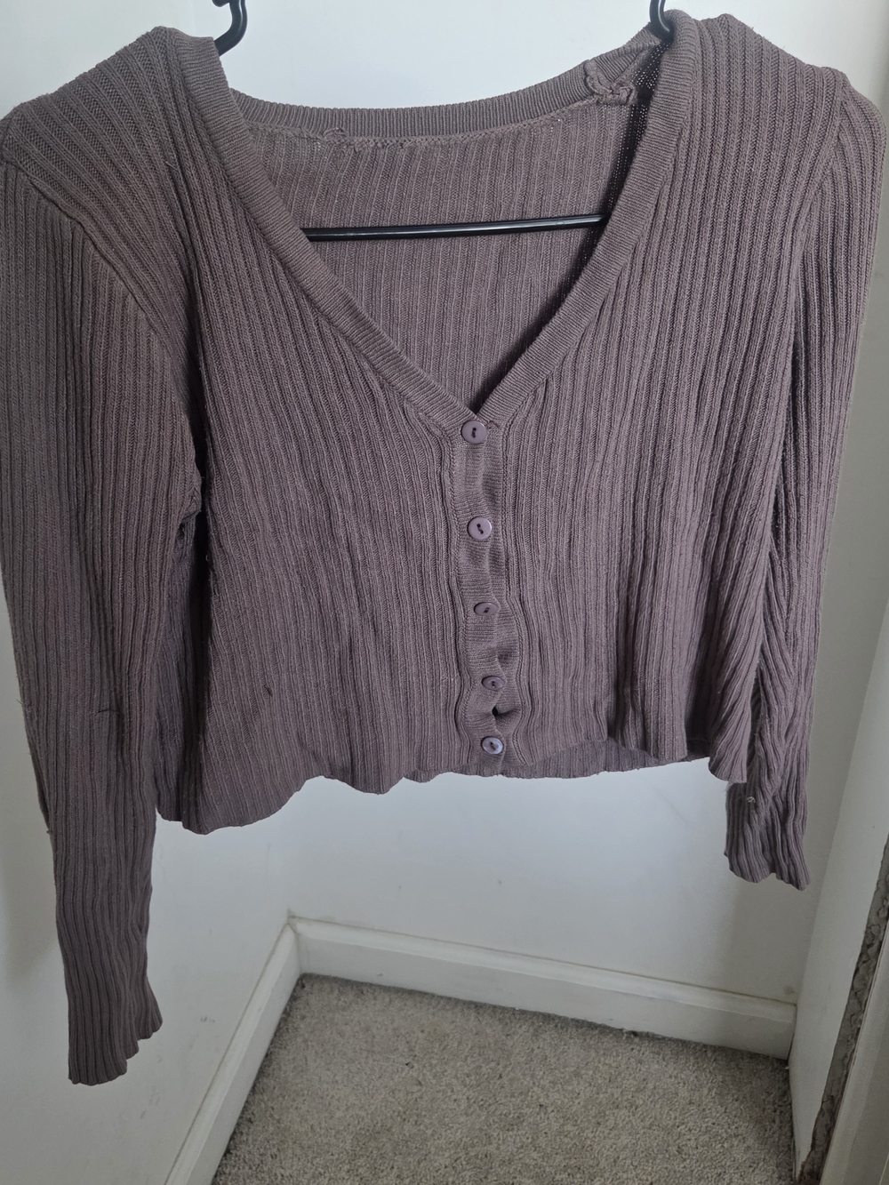 H&M Ribbed Button-Down Cropped Top in Dusty Mauve